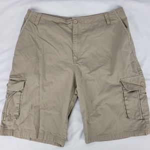 Airwalk Men's Cargo Shorts Skateboard Style 38 EUC
